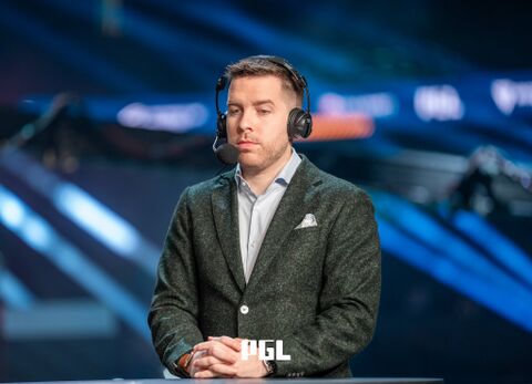 YNk