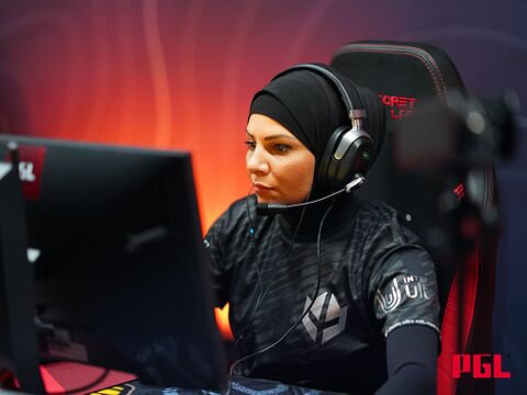 zAAz